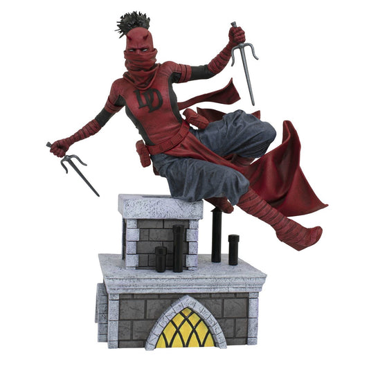 Marvel Comic Gallery Elektra as Daredevil Statue