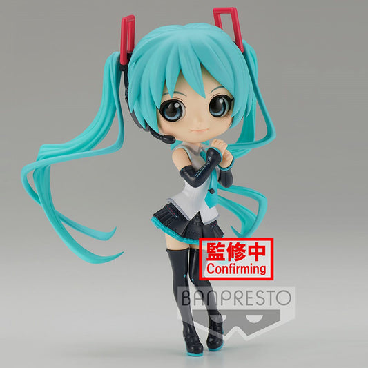 Vocaloid Hatsune Miku V4X Style Version B Q Posket Statue